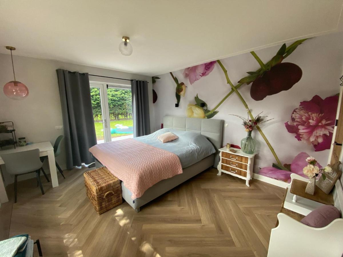 Paauwze Bed & Breakfast Rijnsburg Exterior photo