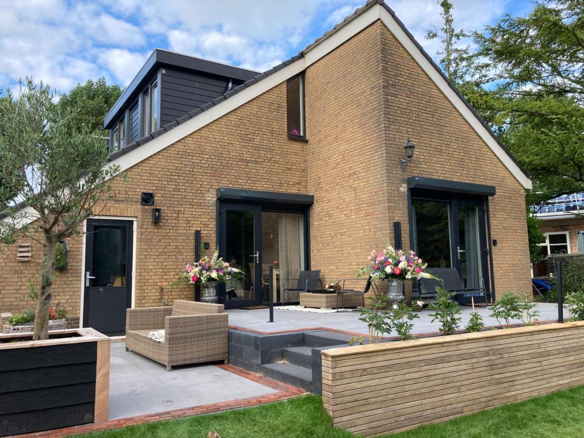 Paauwze Bed & Breakfast Rijnsburg Exterior photo